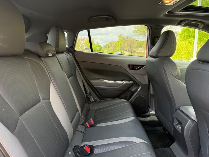 Subaru Crosstrek Vehicle Image 10