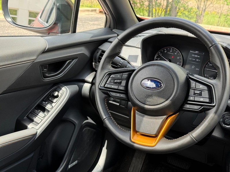 Subaru Crosstrek Vehicle Image 14