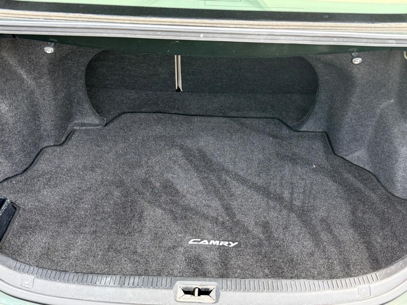 Toyota Camry Vehicle Image 07