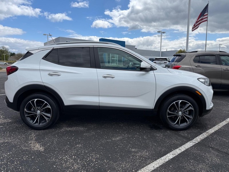 Buick Encore GX Vehicle Image 02