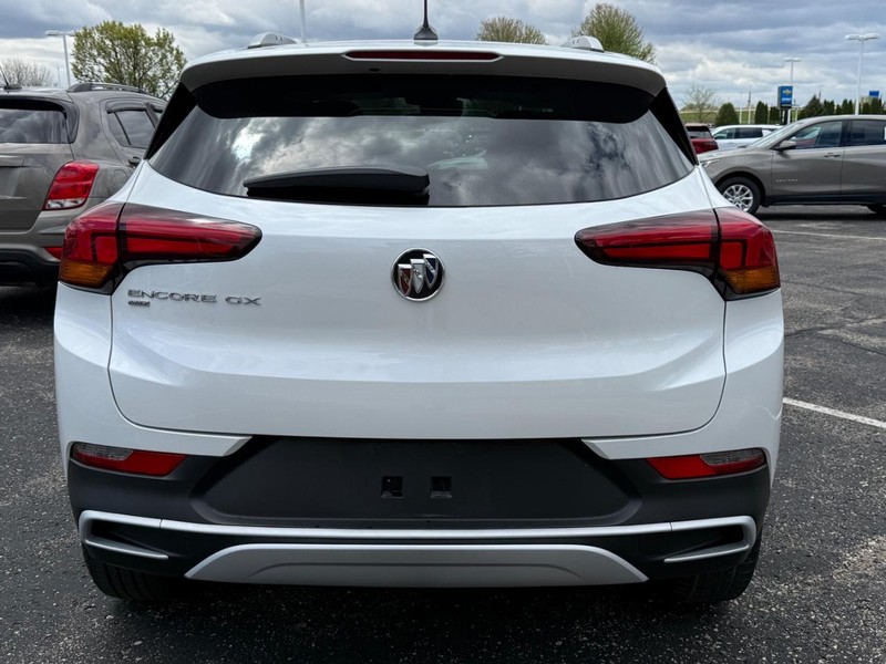 Buick Encore GX Vehicle Image 04