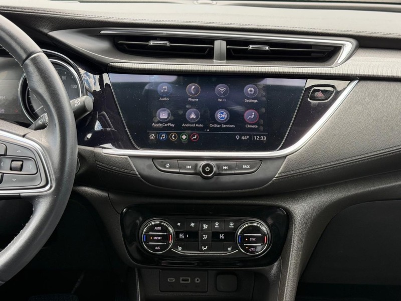 Buick Encore GX Vehicle Image 12