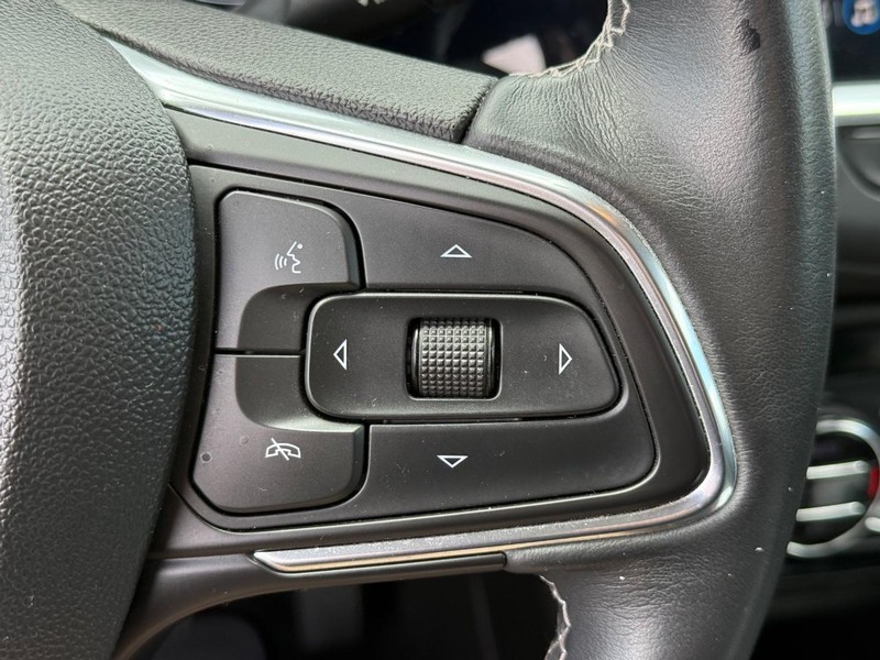 Buick Encore GX Vehicle Image 17