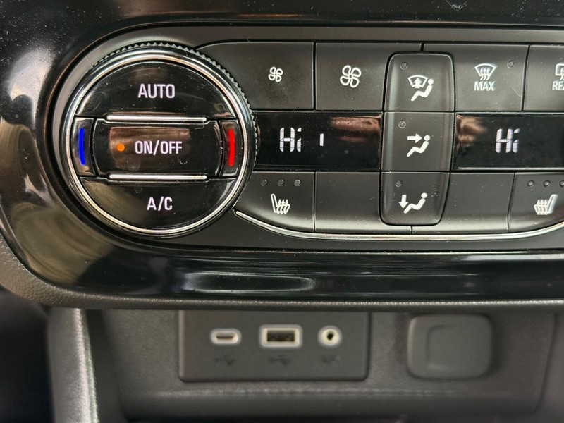 Buick Encore GX Vehicle Image 20