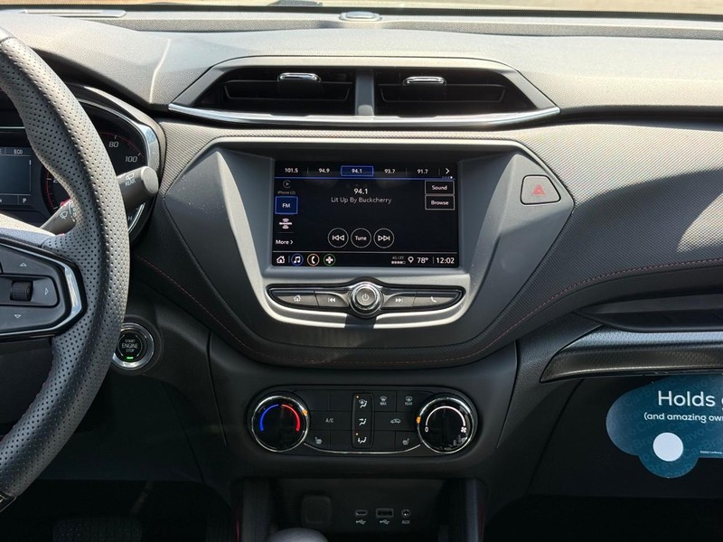 Chevrolet Trailblazer Vehicle Full-screen Gallery Image 14
