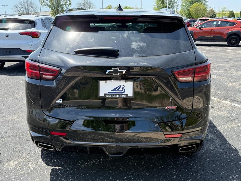 Chevrolet Blazer Vehicle Image 06