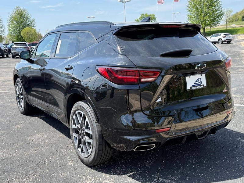 Chevrolet Blazer Vehicle Image 08
