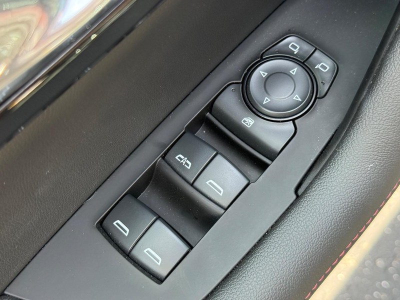 Chevrolet Blazer Vehicle Image 25