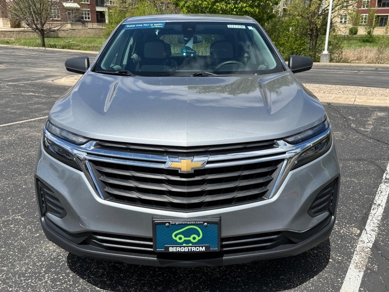 Chevrolet Equinox Vehicle Image 09