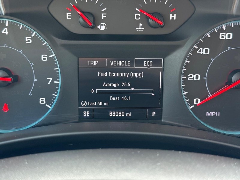Chevrolet Equinox Vehicle Image 18