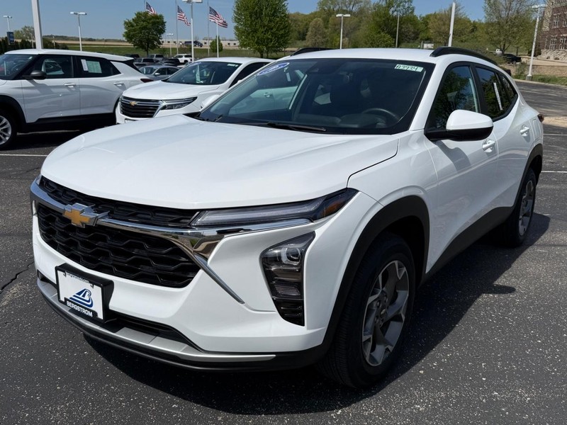 Chevrolet Trax Vehicle Image 08