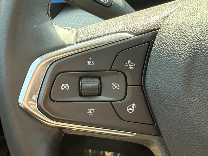 Chevrolet Trax Vehicle Image 16