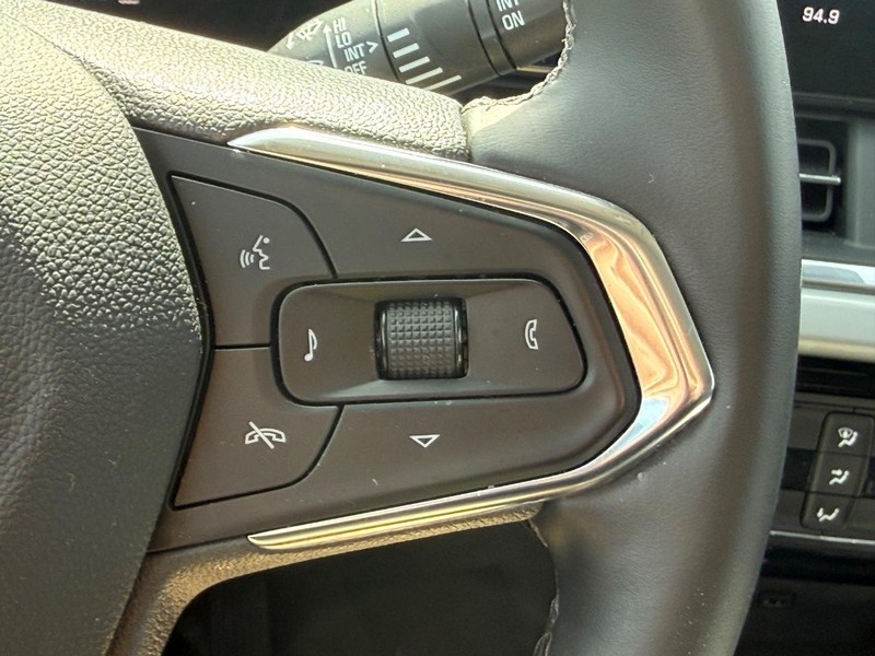 Chevrolet Trax Vehicle Image 17