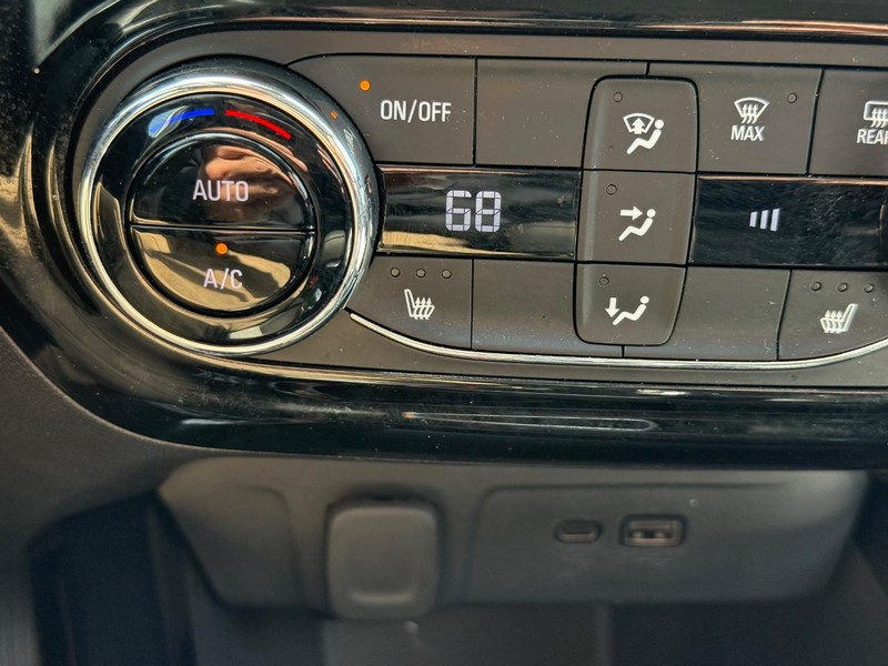 Chevrolet Trax Vehicle Image 20