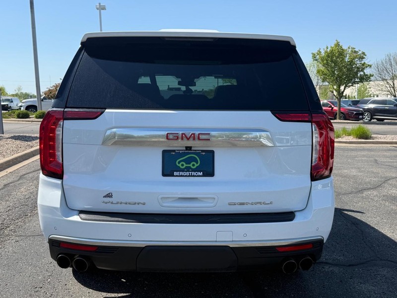 GMC Yukon Vehicle Image 04