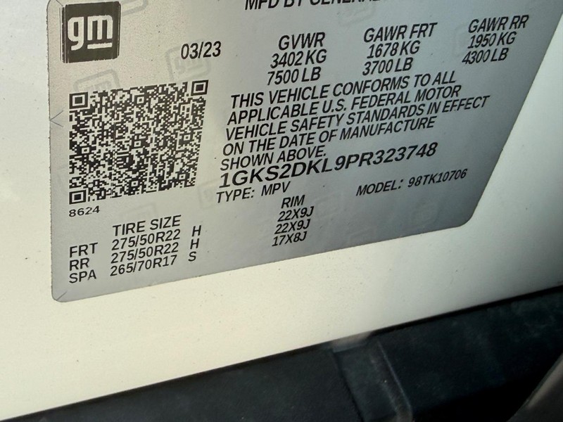 GMC Yukon Vehicle Image 24