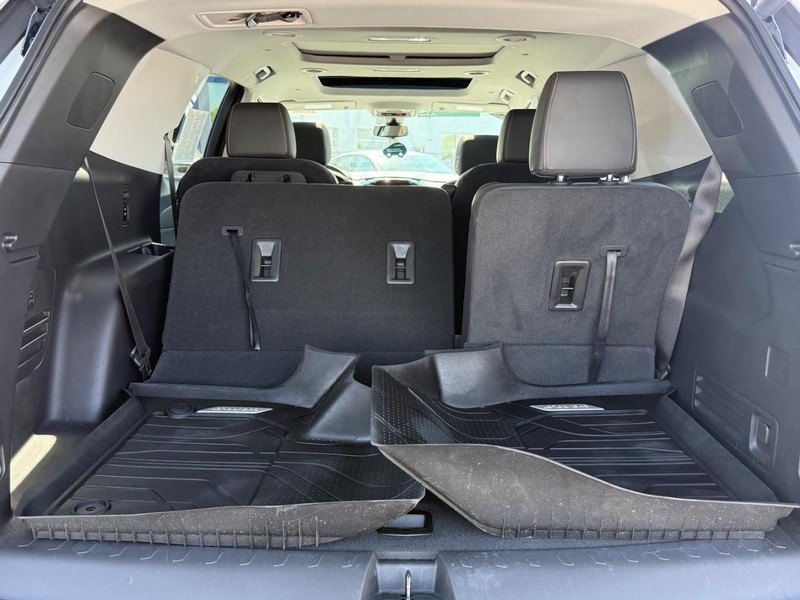 Chevrolet Traverse Vehicle Image 05