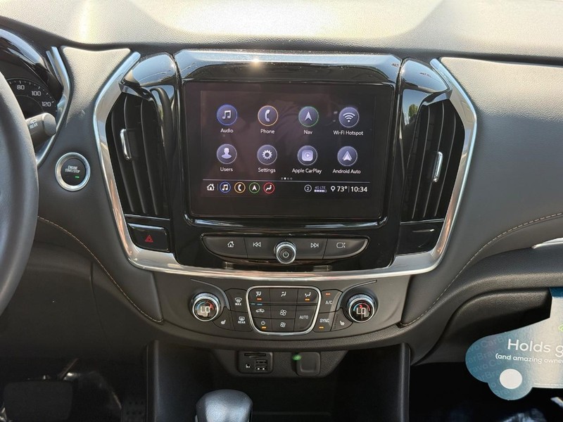Chevrolet Traverse Vehicle Image 13