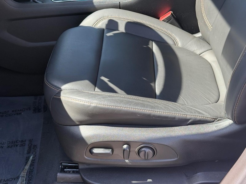 Chevrolet Traverse Vehicle Image 23