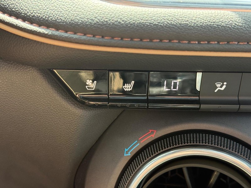Chevrolet Blazer Vehicle Image 21