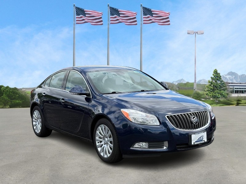 Buick Regal Vehicle Full-screen Gallery Image 01