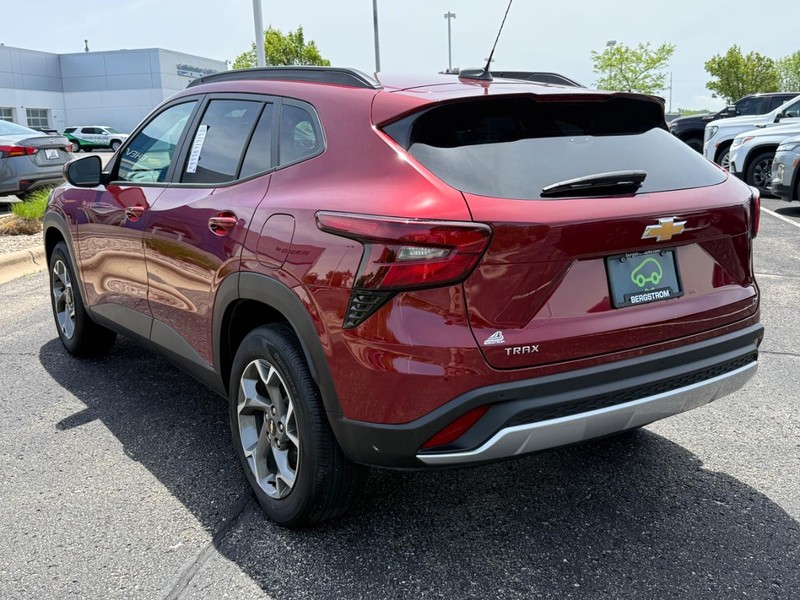 Chevrolet Trax Vehicle Image 06
