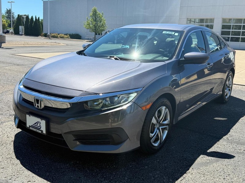 Honda Civic Sedan Vehicle Image 07