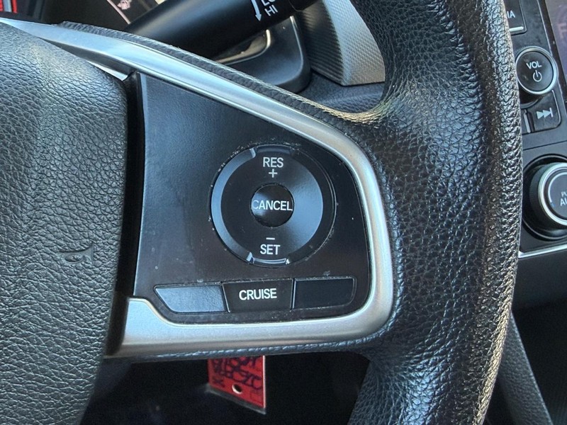 Honda Civic Sedan Vehicle Image 16