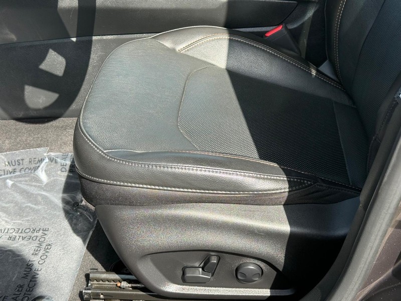 Jeep Compass Vehicle Image 22