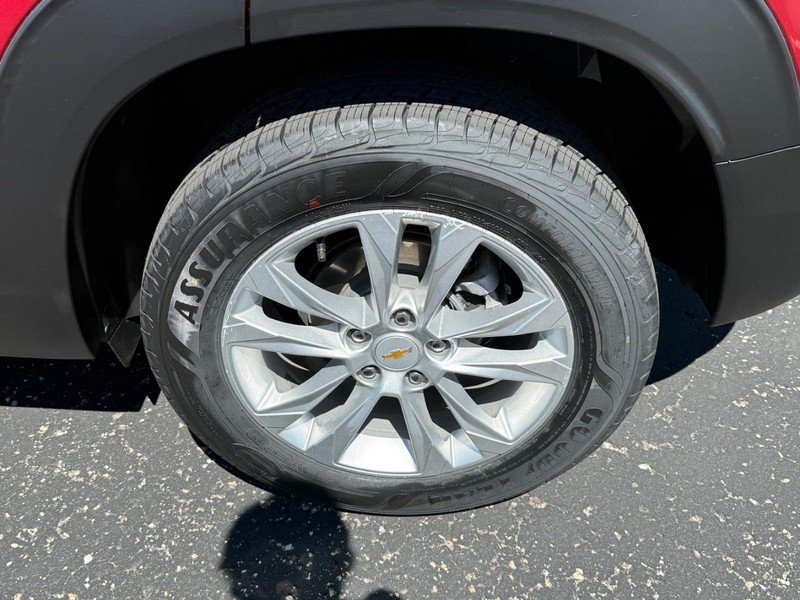 Chevrolet Trailblazer Vehicle Full-screen Gallery Image 07
