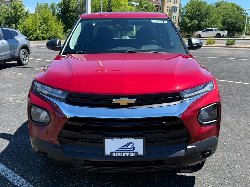 Chevrolet Trailblazer Vehicle Full-screen Gallery Image 09