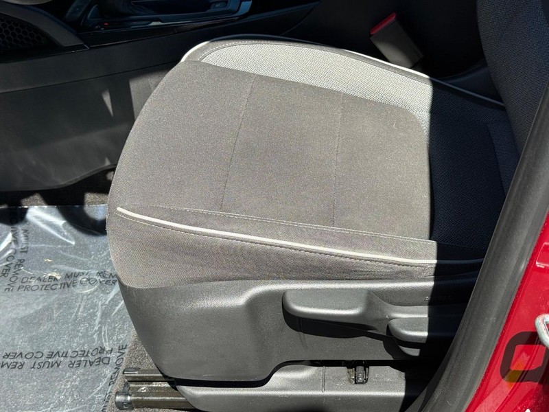 Chevrolet Trailblazer Vehicle Full-screen Gallery Image 21