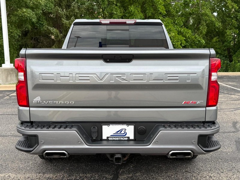 Chevrolet Silverado 1500 Vehicle Full-screen Gallery Image 04
