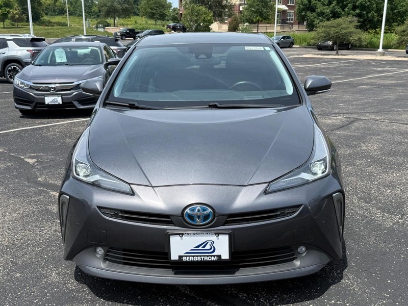 Toyota Prius Vehicle Image 09