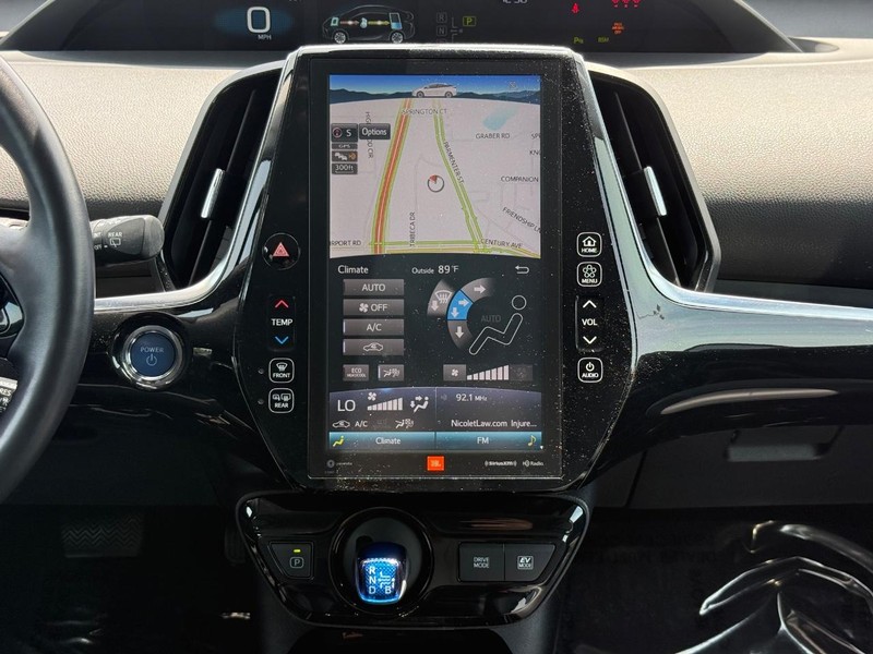 Toyota Prius Vehicle Image 12
