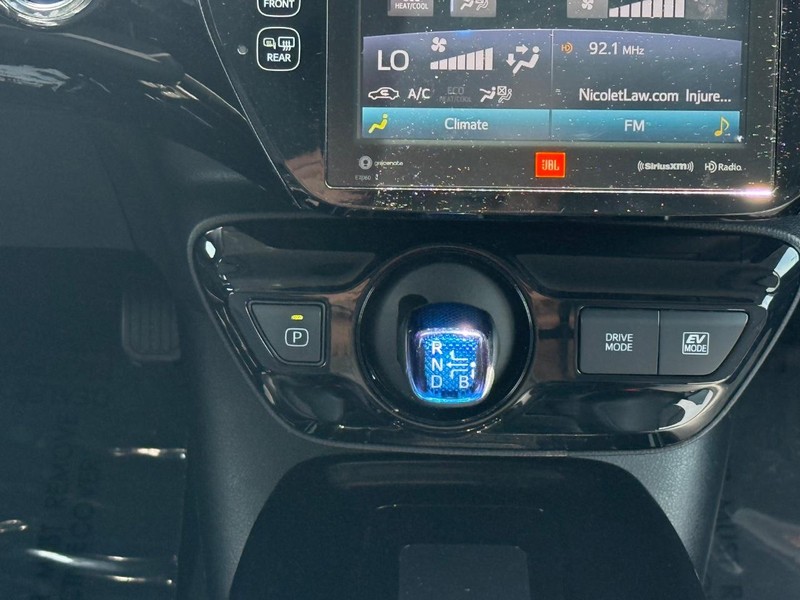 Toyota Prius Vehicle Image 13