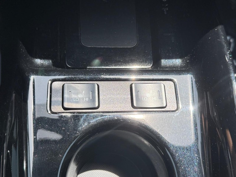 Toyota Prius Vehicle Image 18