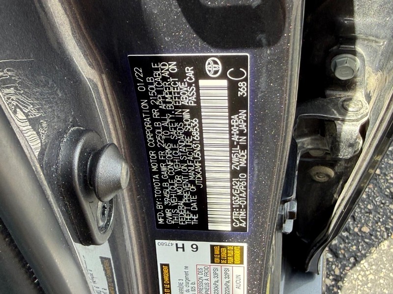 Toyota Prius Vehicle Image 22