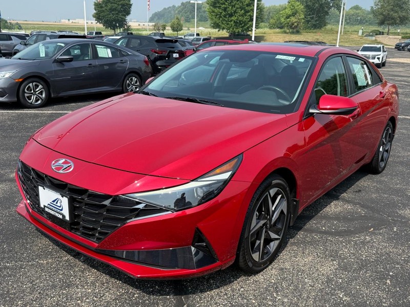 Hyundai Elantra Vehicle Image 08