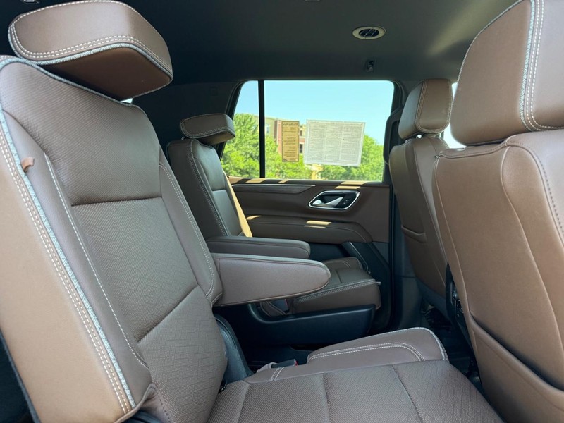 Chevrolet Tahoe Vehicle Image 10
