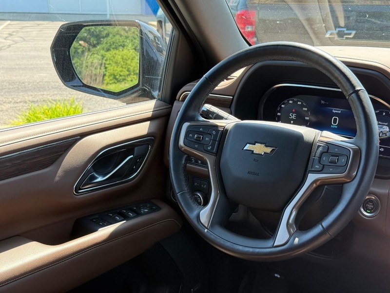 Chevrolet Tahoe Vehicle Image 14