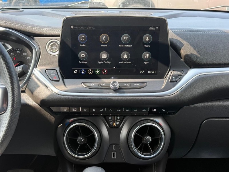 Chevrolet Blazer Vehicle Full-screen Gallery Image 12