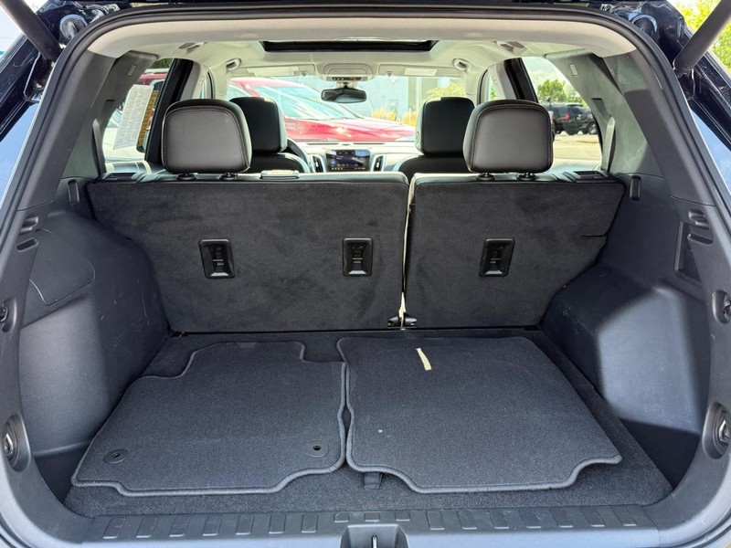 Chevrolet Equinox Vehicle Full-screen Gallery Image 05
