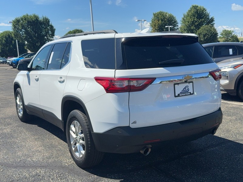 Chevrolet Traverse Vehicle Image 06