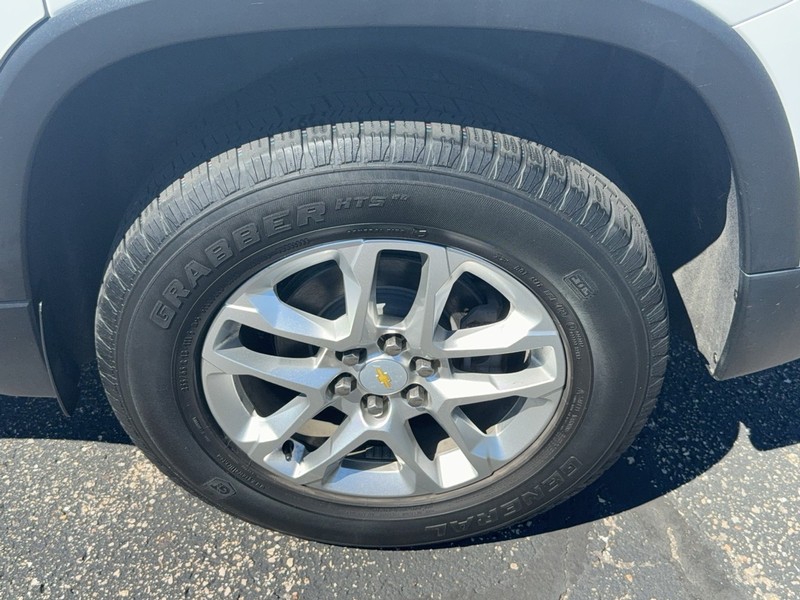 Chevrolet Traverse Vehicle Image 07