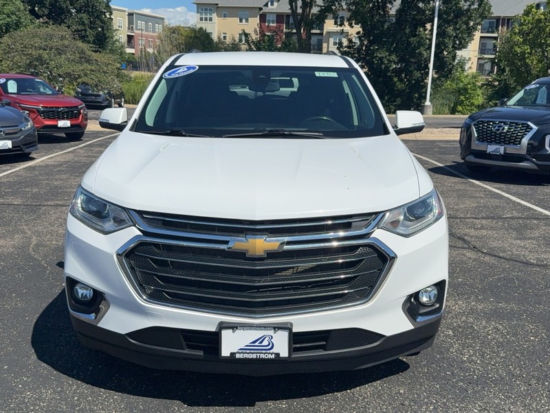 Chevrolet Traverse Vehicle Image 09
