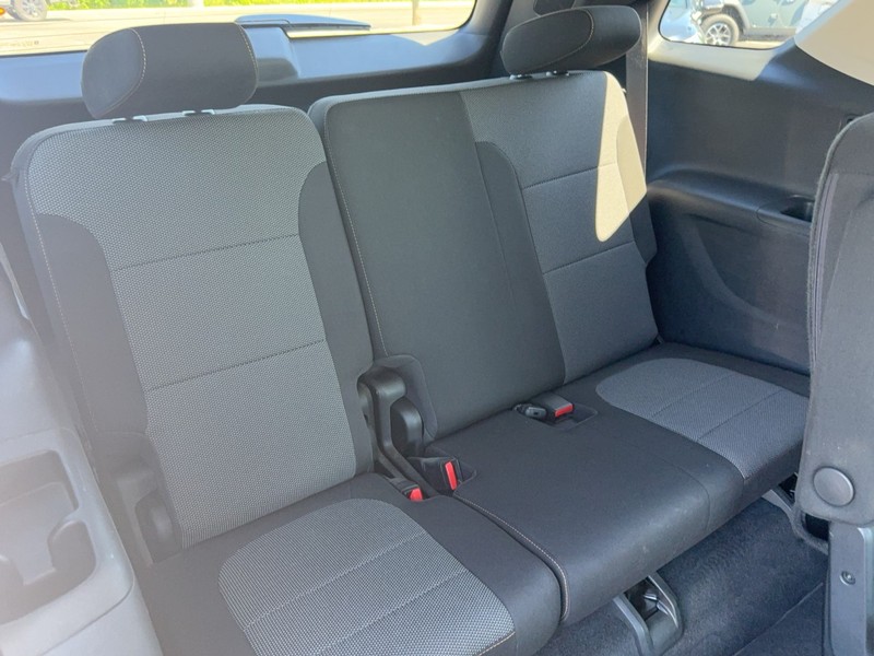 Chevrolet Traverse Vehicle Image 10