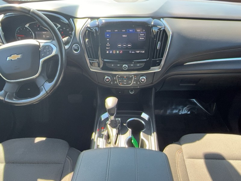 Chevrolet Traverse Vehicle Image 12