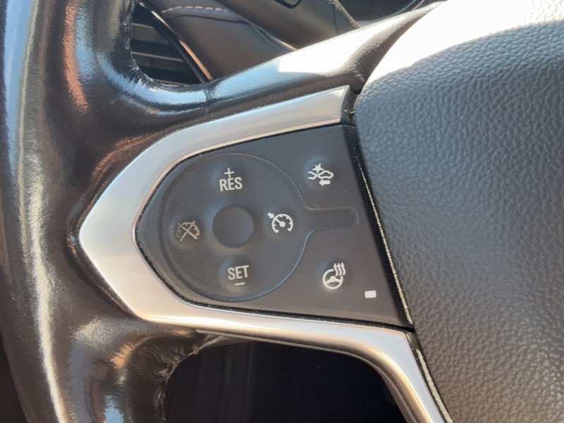 Chevrolet Traverse Vehicle Image 17