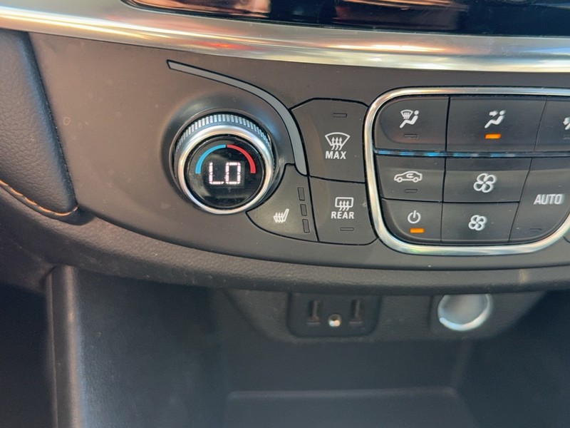 Chevrolet Traverse Vehicle Image 20